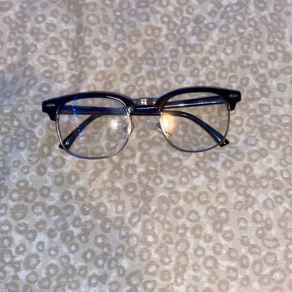 Blue light glasses